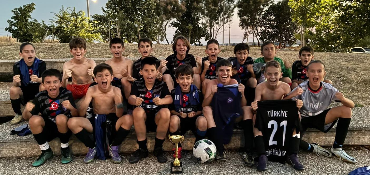 Edirne Birlik Spor namağlup şampiyon!