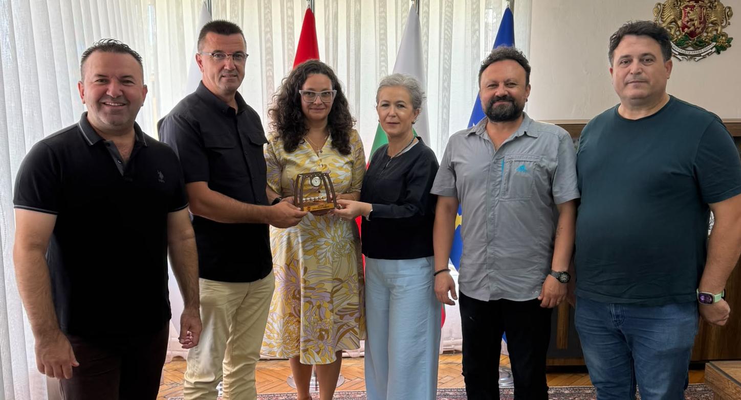 EGD’den Başkonsolos Kafedjiyska’ya ziyaret