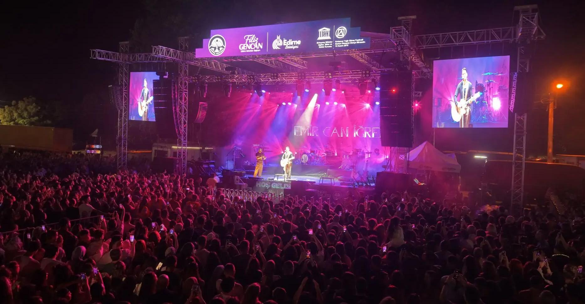 Emir Can İğrek Edirne’yi salladı