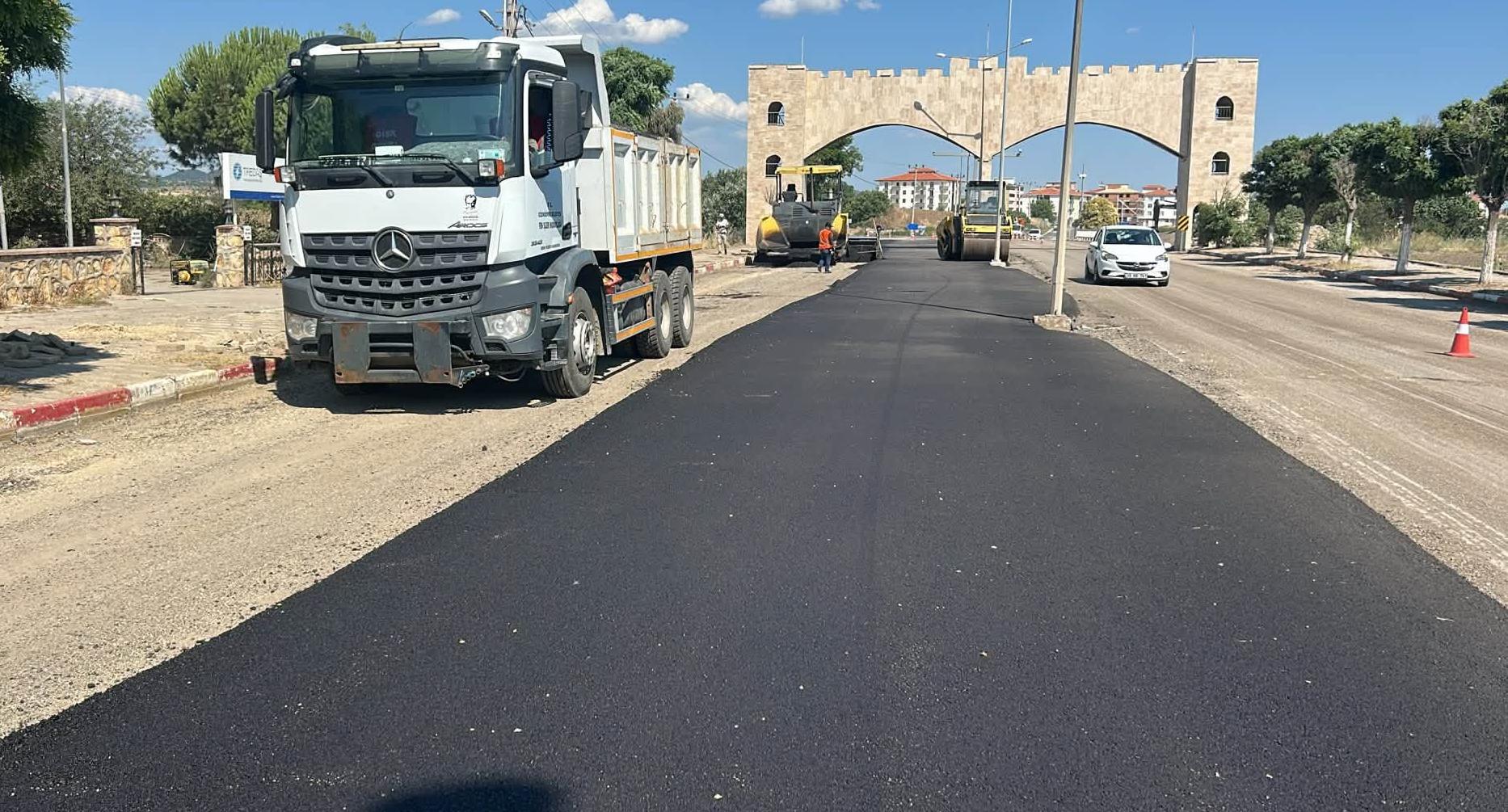 Enez’de asfalt seferberliği
