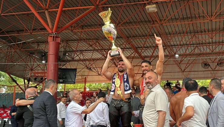 Kırkpınar’ın şampiyonu Erkan Taş