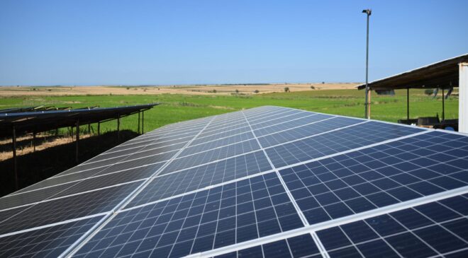 Güneş paneliyle bedava sulu tarım