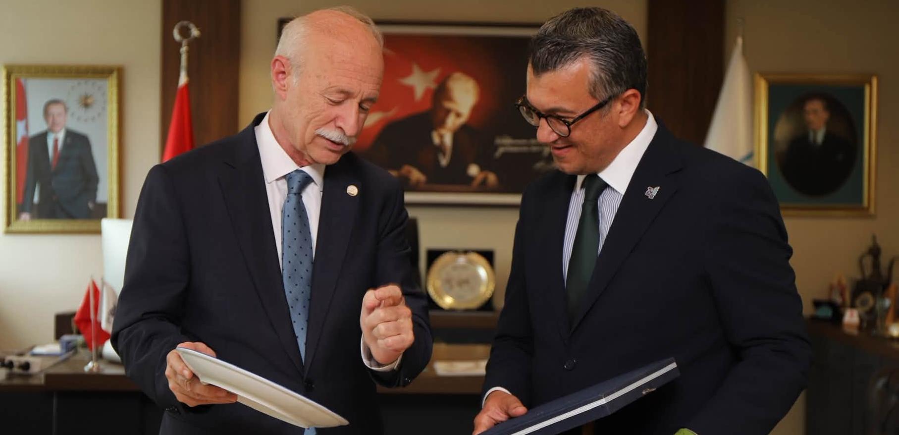 Hatipler’den TÜSEB’e ziyaret