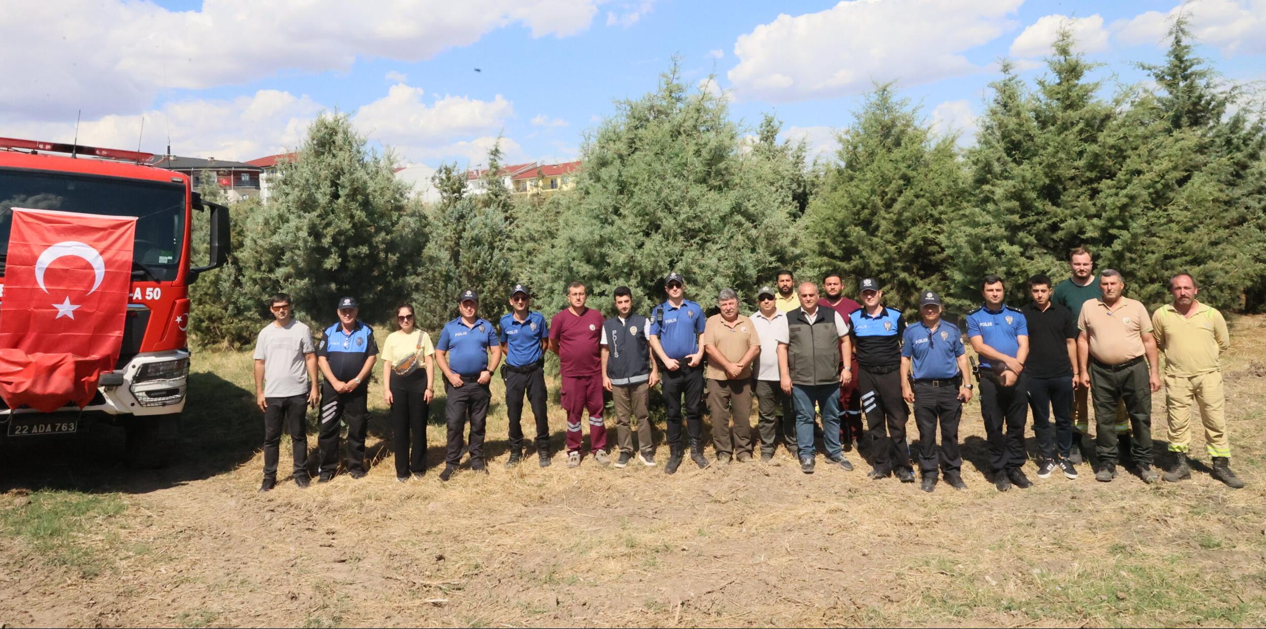 Hatıra ormanına bakım yapıldı