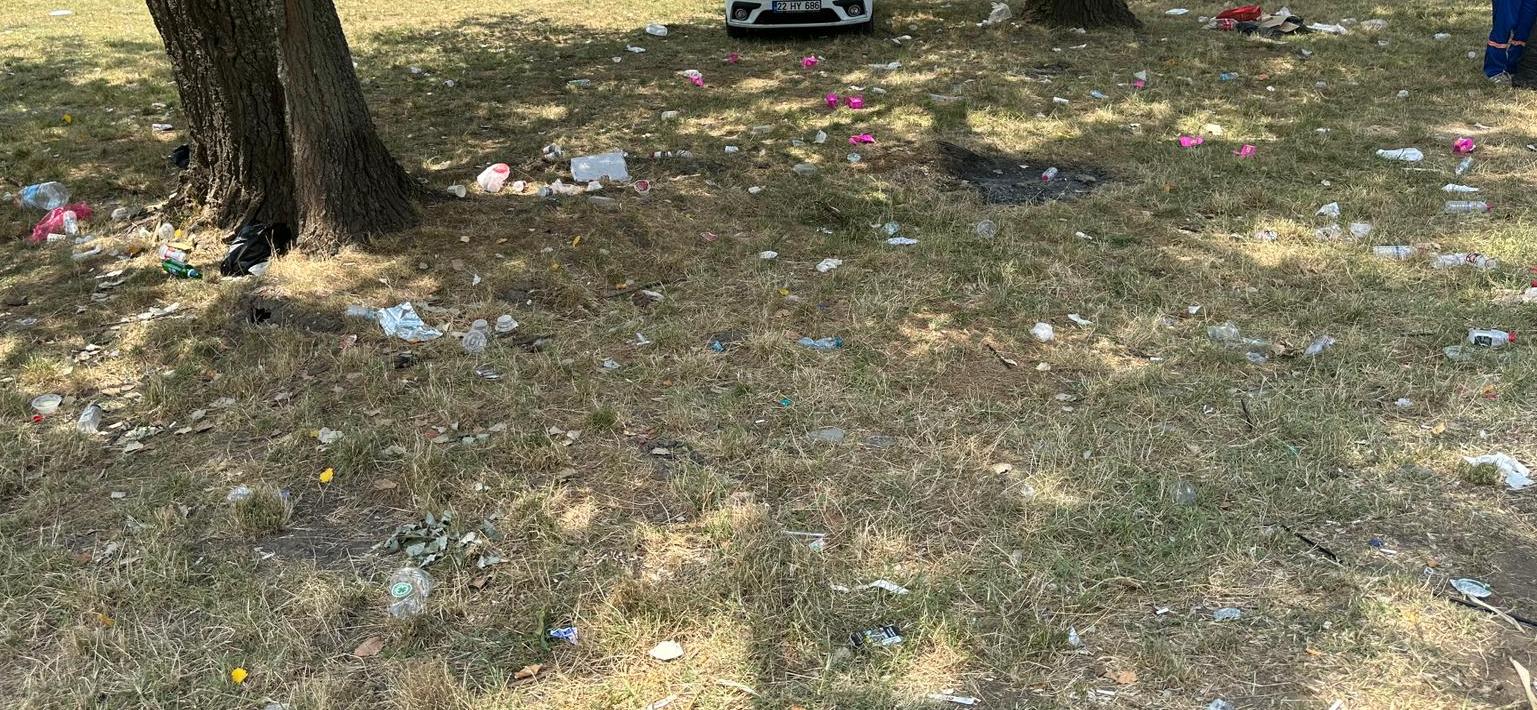 Kırkpınar’ın ardından çöp mesaisi