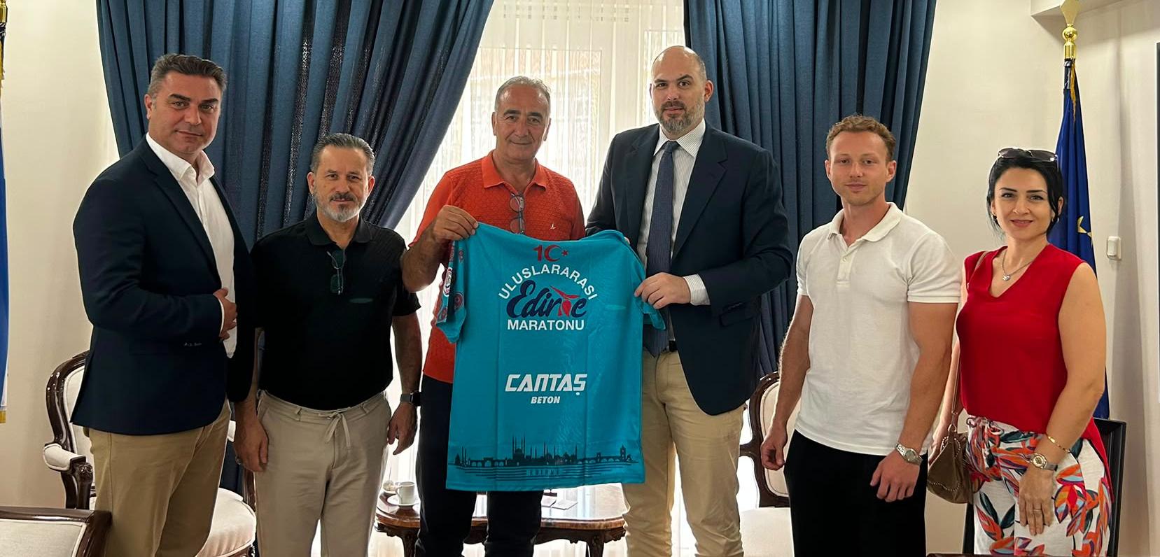Maratona Yunanistan’dan geniş katılım hedefleniyor