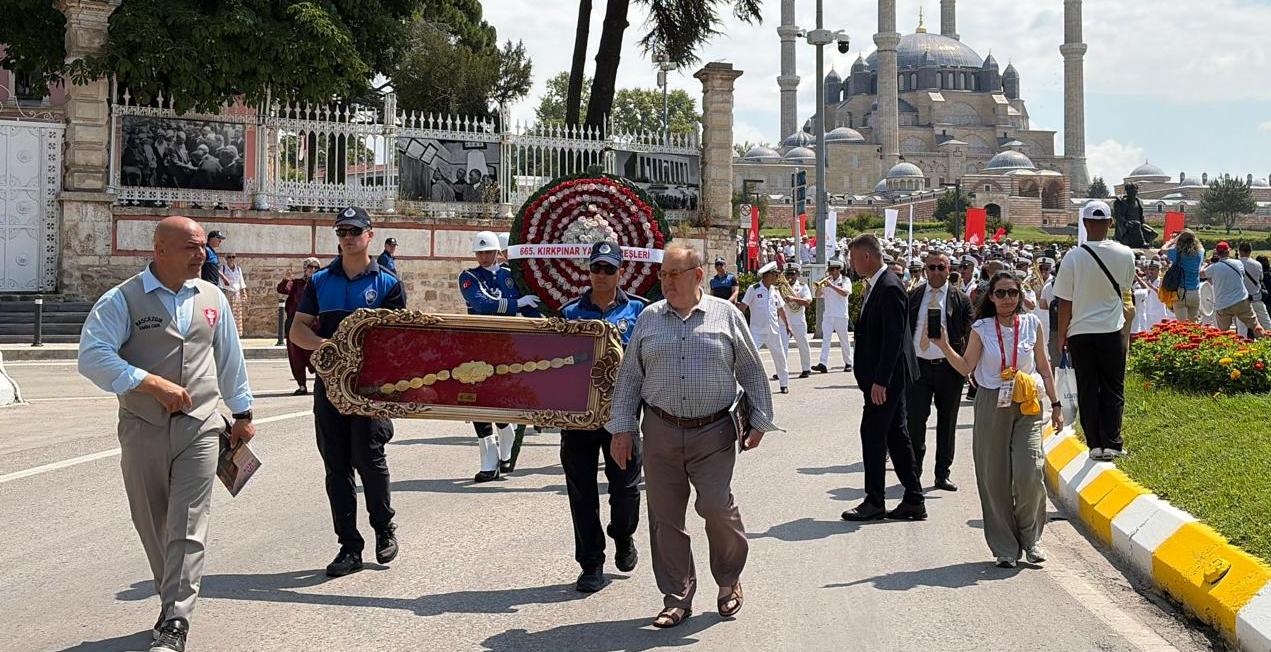 Kırkpınar Ağası’na davul zurnalı karşılama
