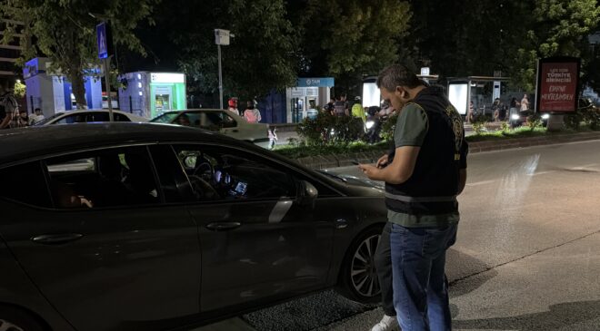 Polisten şok uygulama