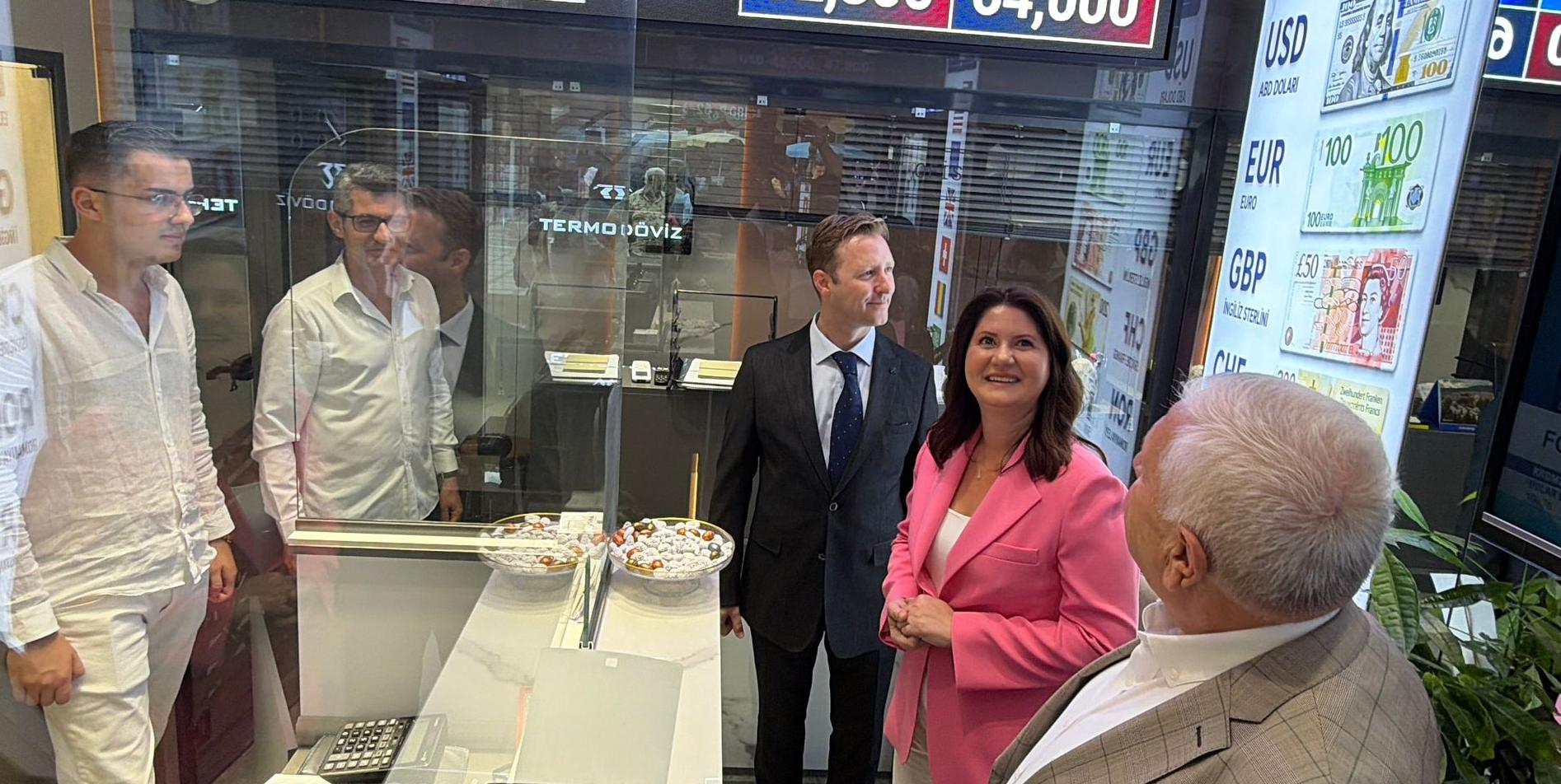 Saraçlar döviz bürosuna kavuştu