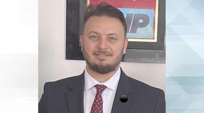 Tunçyürek CHP’de kaldı
