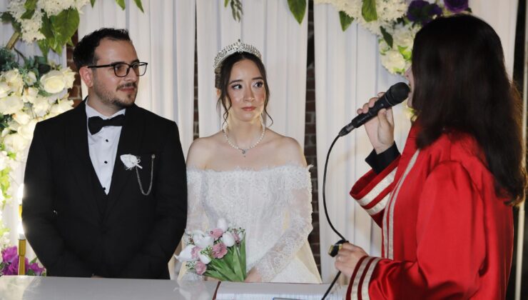 Yağmur ile Ulaş’a mutluluklar