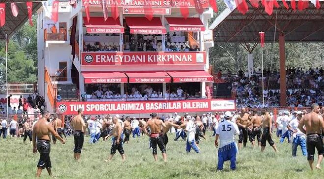 Yeni nesil başpehlivanlar favoriler arasında