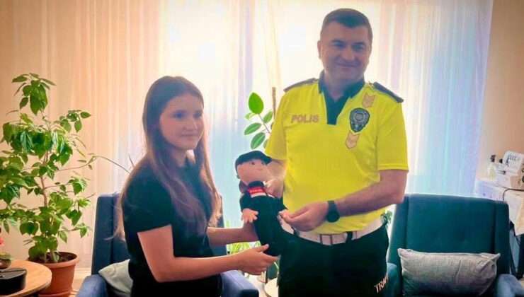 Ayhan’dan şehit polis ailesine ziyaret