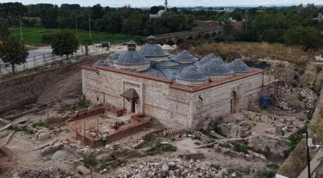 600 yıllık hamam geleceğe taşınıyor