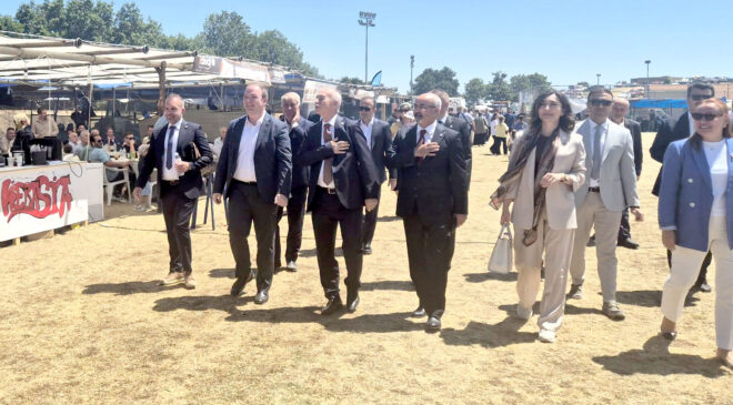 Hatipler, Seçek Güreşleri’ne katıldı