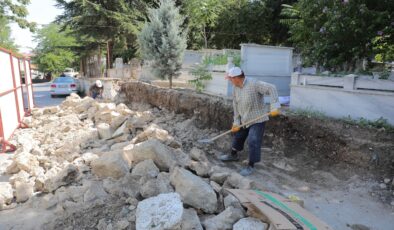 Buçuktepe Mezarlığı duvarına onarım