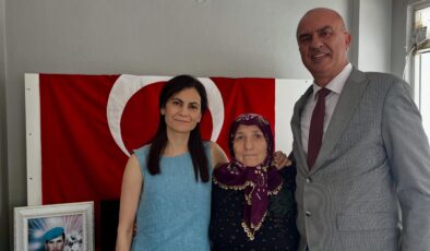 Şehit eşine doğum günü pastası