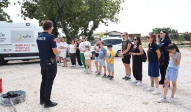 Afet Farkındalık Kampı’nda itfaiye eğitimi