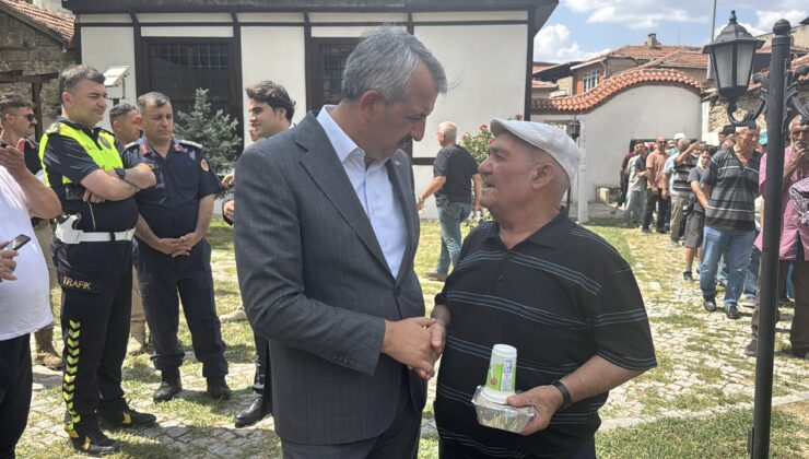 Vali Sezer’den etli pilav ikramı