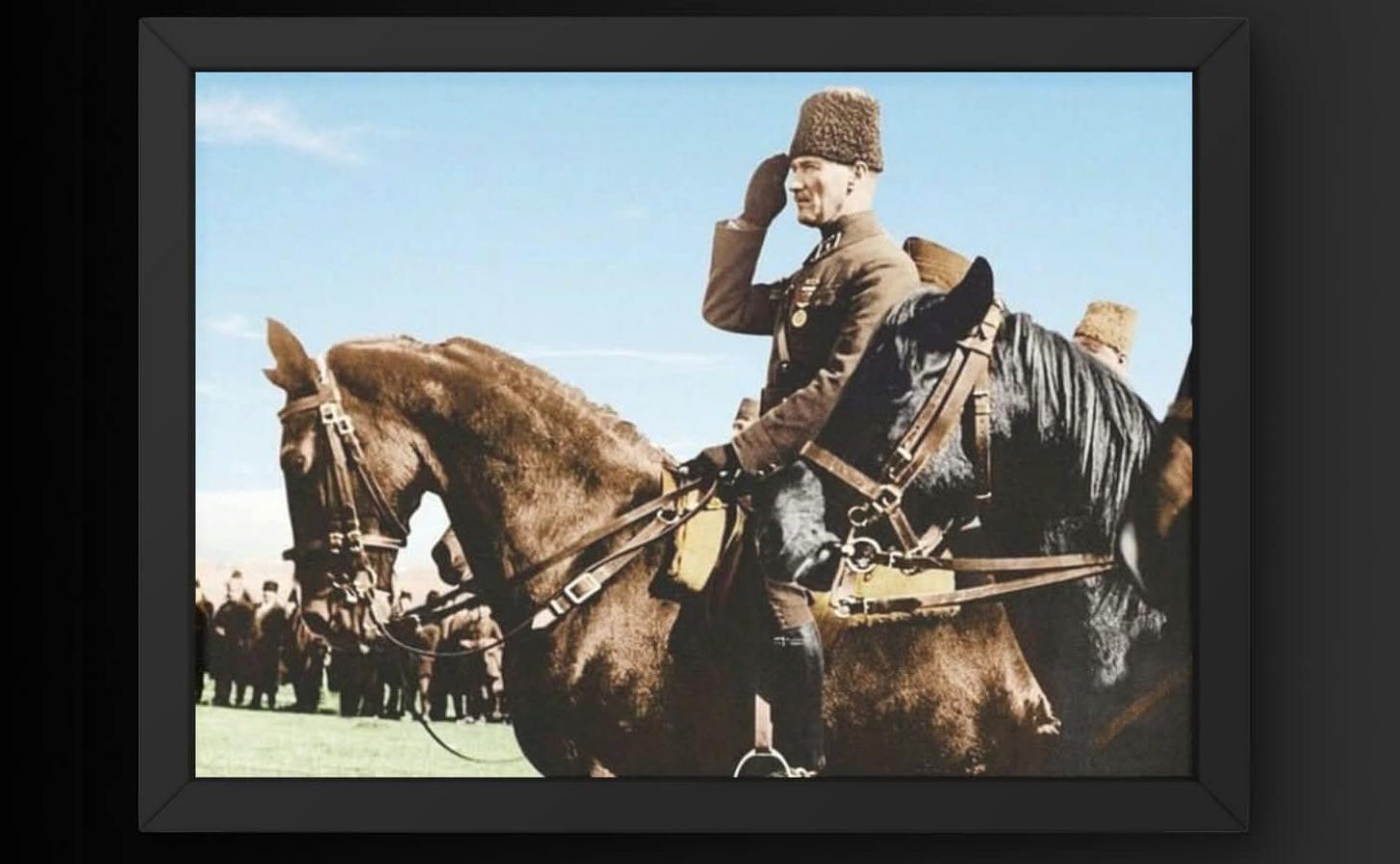 Atatürk’e ‘Başkomutan’ unvanı verilişinin yıl dönümü
