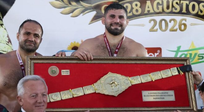 Başpehlivan Erkan Taş oldu
