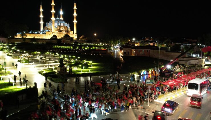Fener alayına büyük ilgi