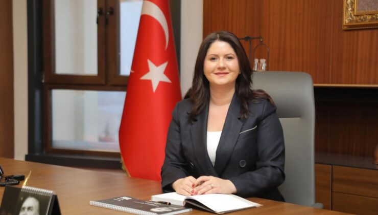 ‘Bağımsızlığımızdan asla vazgeçmeyeceğimizin simgesi’
