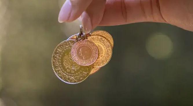 Gram altın uçuyor