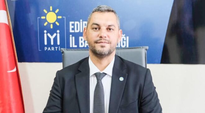 İYİ Parti’den önlük uygulamasına tepki