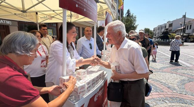 Gencan’dan vatandaşlara kandil simidi
