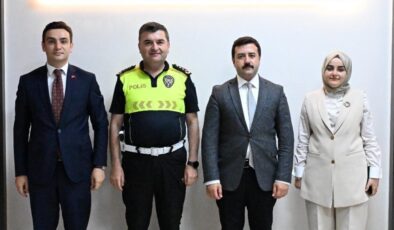 Kaymakamlardan Ayhan’a ziyaret