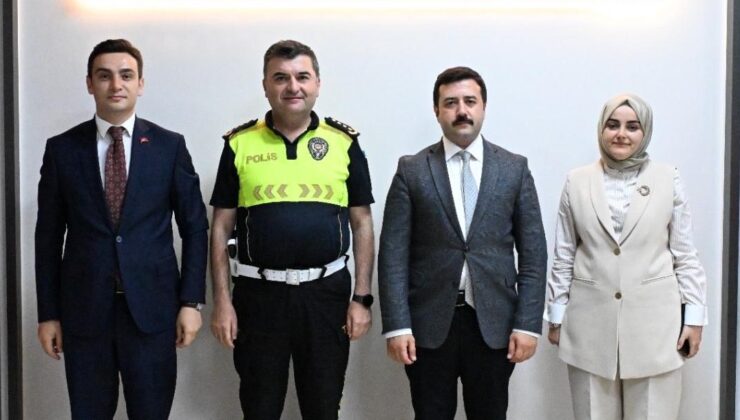 Kaymakamlardan Ayhan’a ziyaret