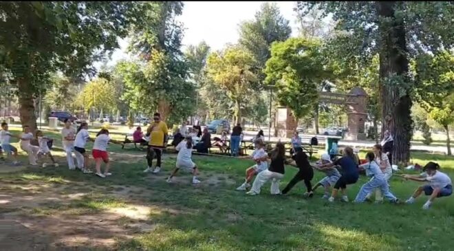 Millet Bahçesi’nde öğrenciler eğlendi