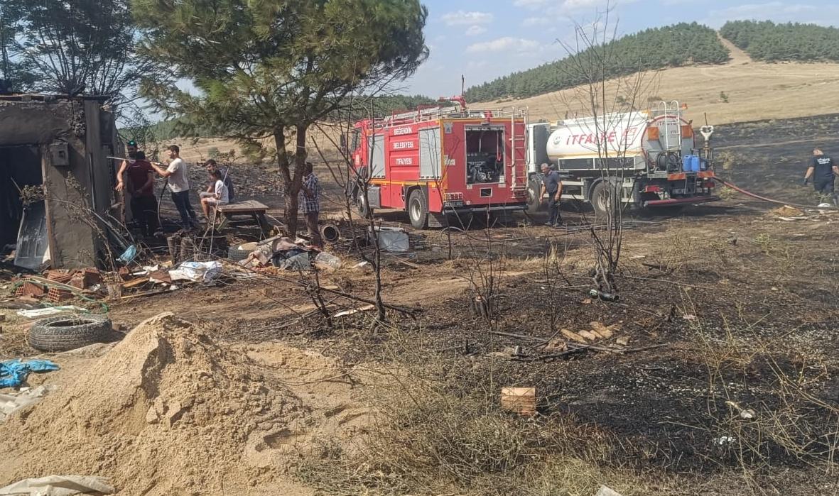 Otluk alanda çıkan yangın söndürüldü