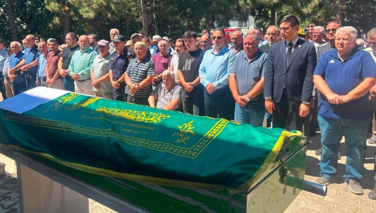 Şehit babası toprağa verildi