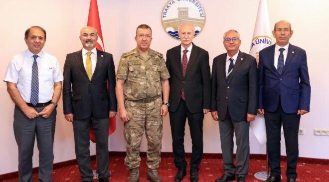 Tümgeneral Kolcu’dan Rektör Hatipler’e veda