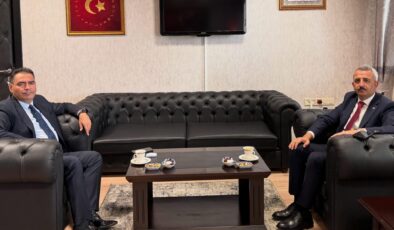Vali Sezer’den Başsavcı Taşkoparan’a ziyaret