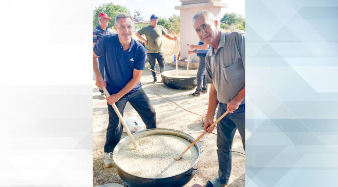 Köşençiftliği Köyü’nde şenlik var