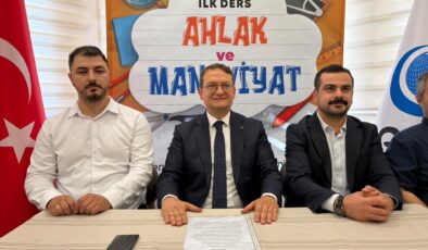 “İlk ders ahlak ve maneviyat olmalıdır”