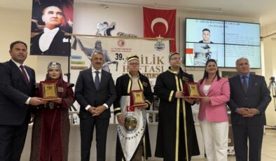 Yılın ahisi şed kuşandı