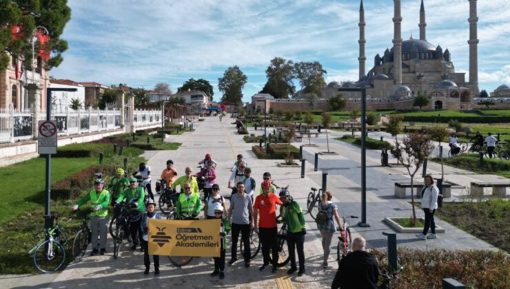 Öğretmenler pedal çevirdi