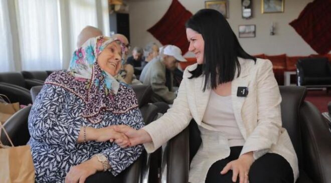 “Hepimiz yarının yaşlılarıyız”