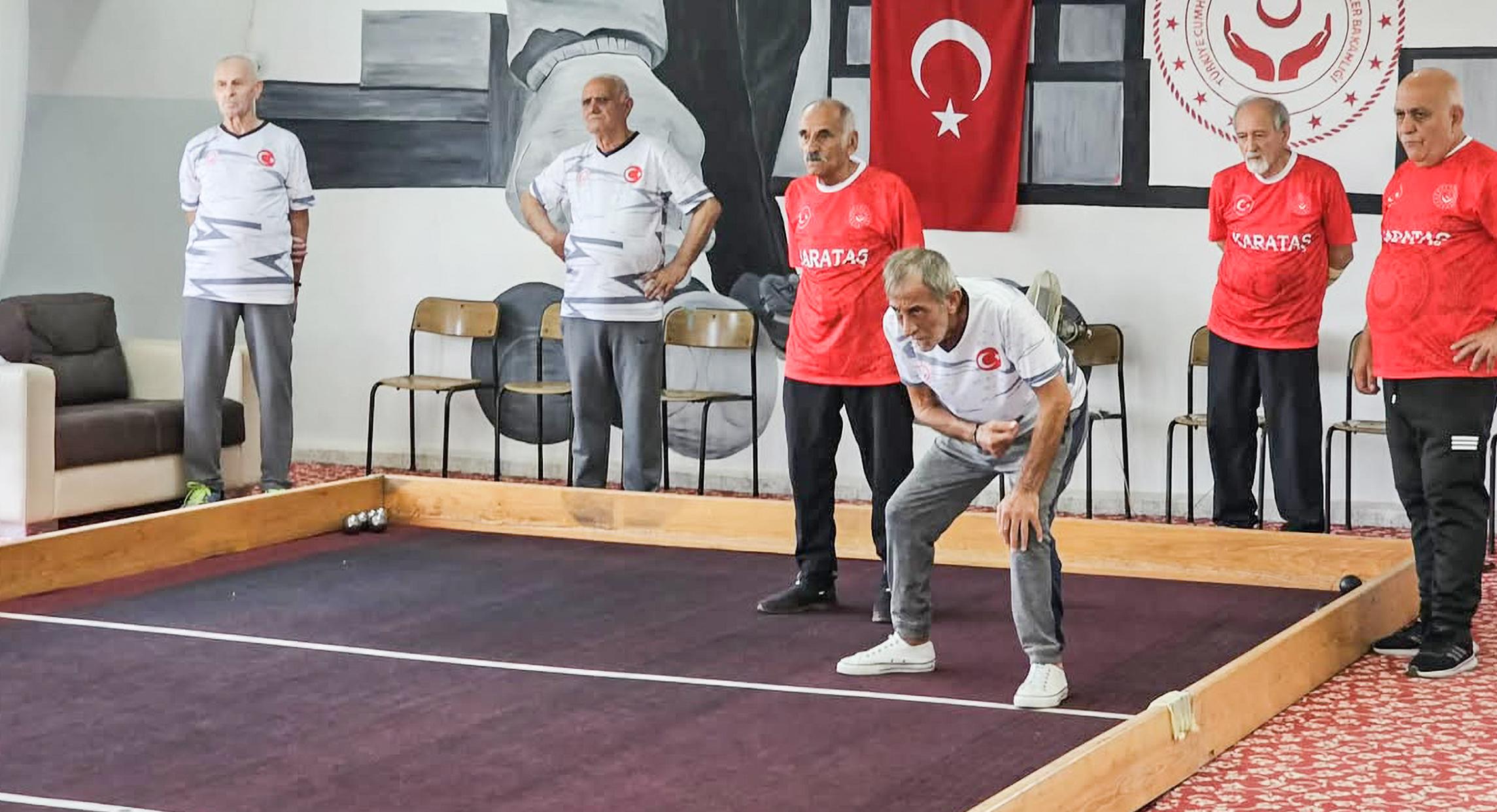 Edirne’nin çınarları fırtına gibi esti