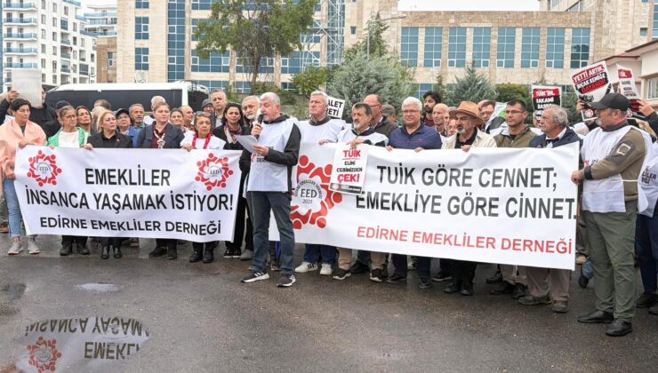 Emeklilerden TÜİK önünde eylem