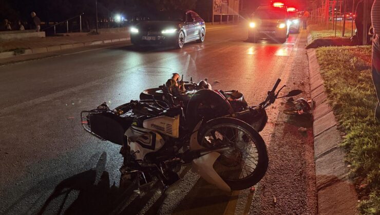İki motosiklet çarpıştı