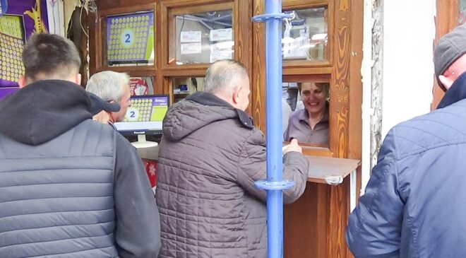 İşsizdi, büyük ikramiye çıktı