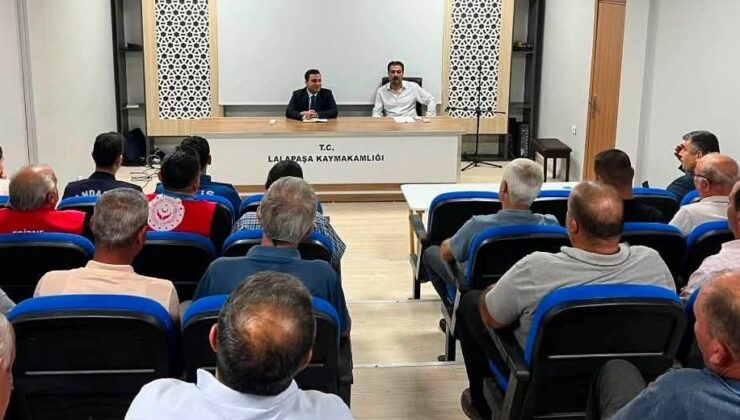 Kaymakam Çolak, muhtarlarla buluştu