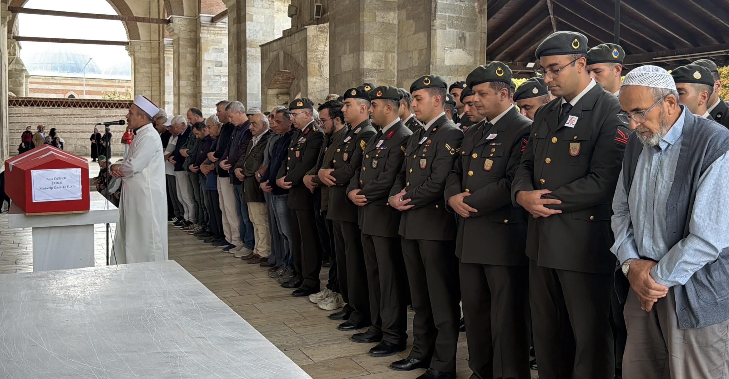 Kıbrıs Gazisi Aziz Özbek vefat etti
