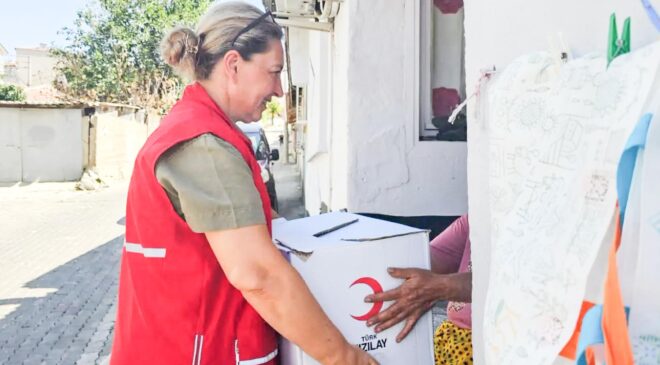 Kızılay’dan gıda desteği