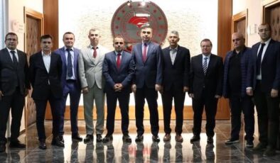 Köse, Bakanlık müdürleriyle toplantı yaptı
